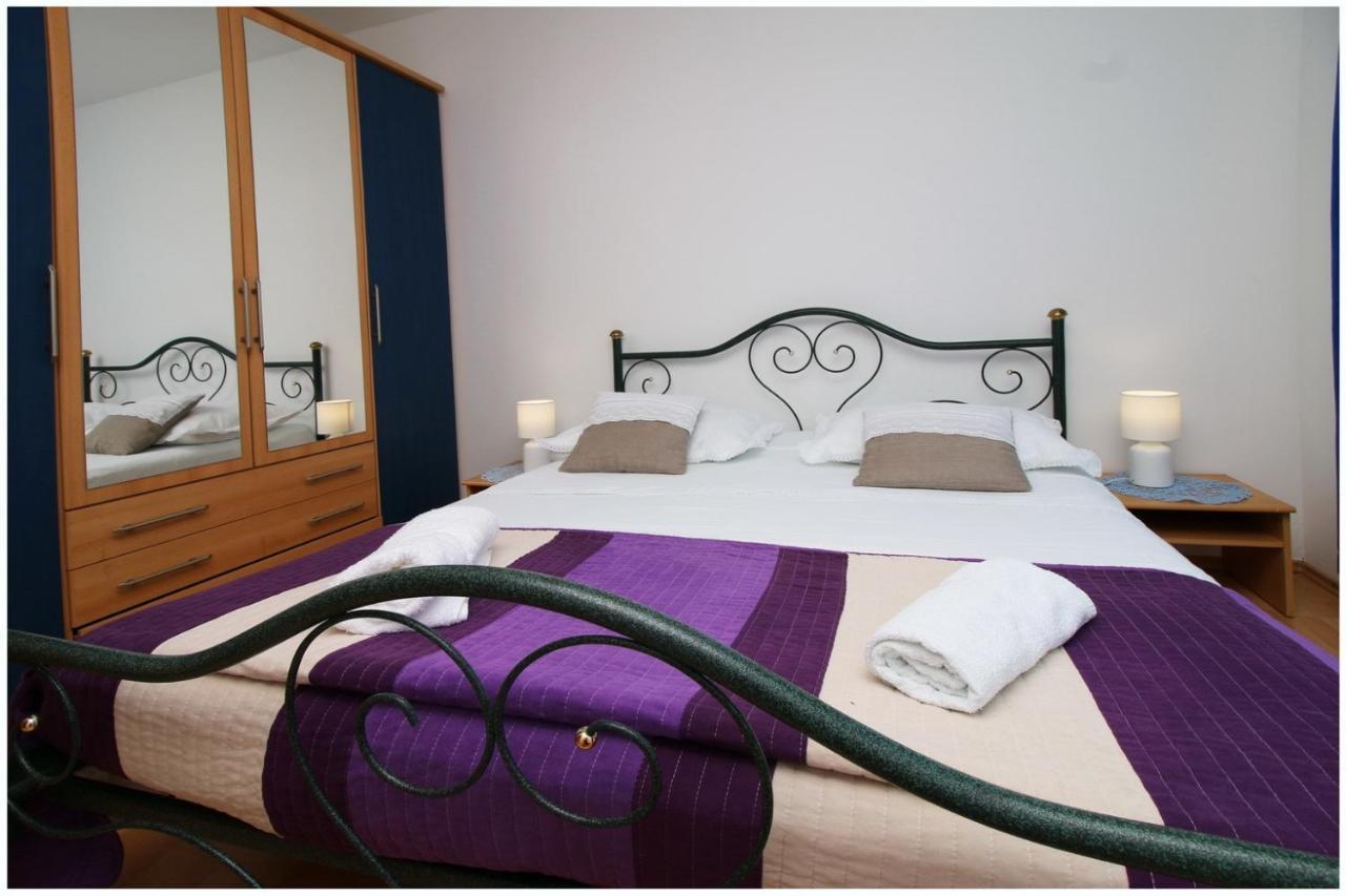 Apartments Elvi - Amazing Position & Parking Primošten Εξωτερικό φωτογραφία